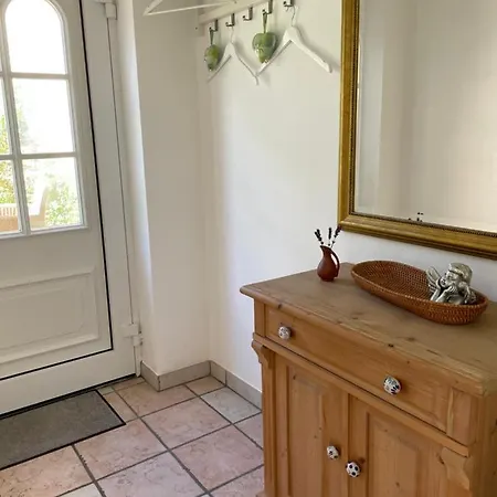Schoene Mit Pool Und Sauna Zum Wohlfuehlen Apartment