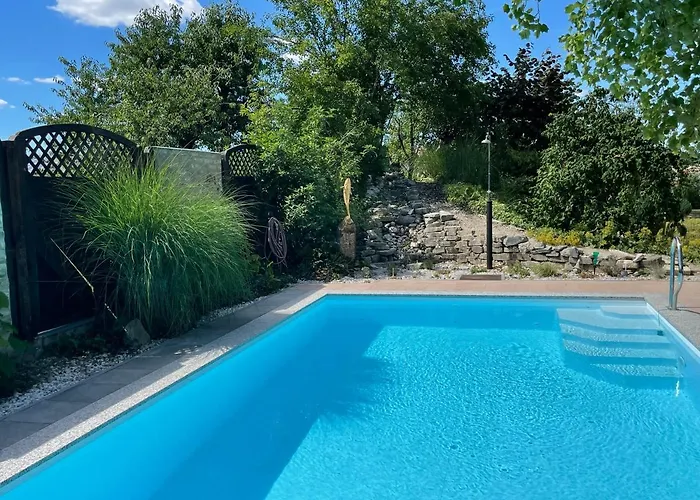 Schoene Mit Pool Und Sauna Zum Wohlfuehlen * Oberhausen (near Neuburg)